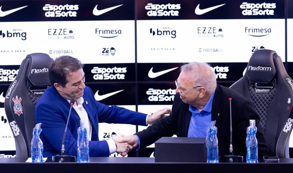 Após reformulação no mercado, Corinthians diminui custos e planeja novos reforços