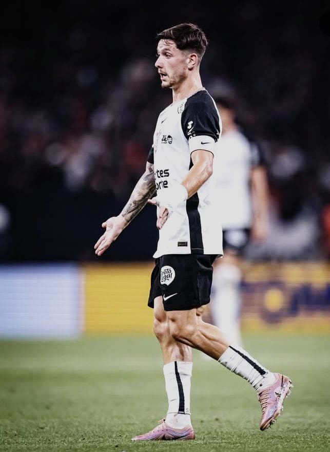 "Lo ocho, o Inimigo de jogos decisivos"