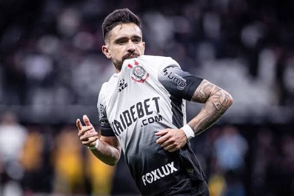 A porta da rua e a insistência no erro: a injustiça com Igor Coronado