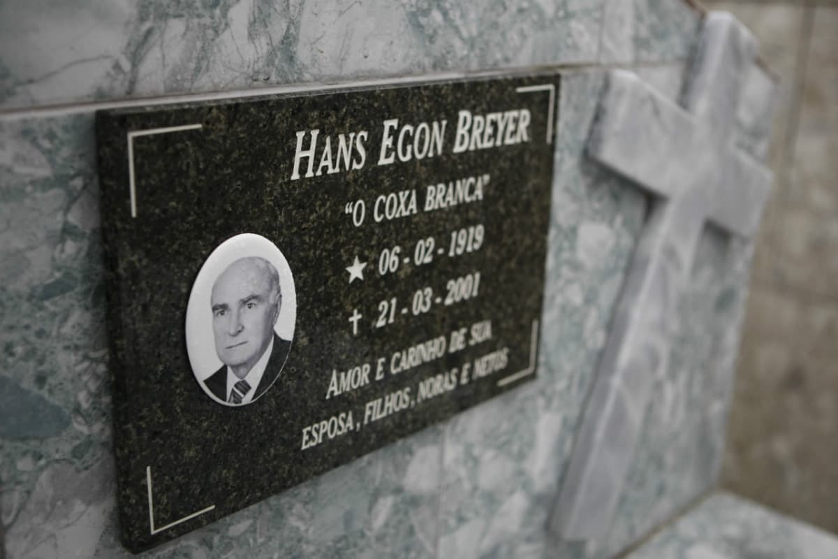 Fonte: Futebol - Corinthians x Coritiba - O Coxa Branca