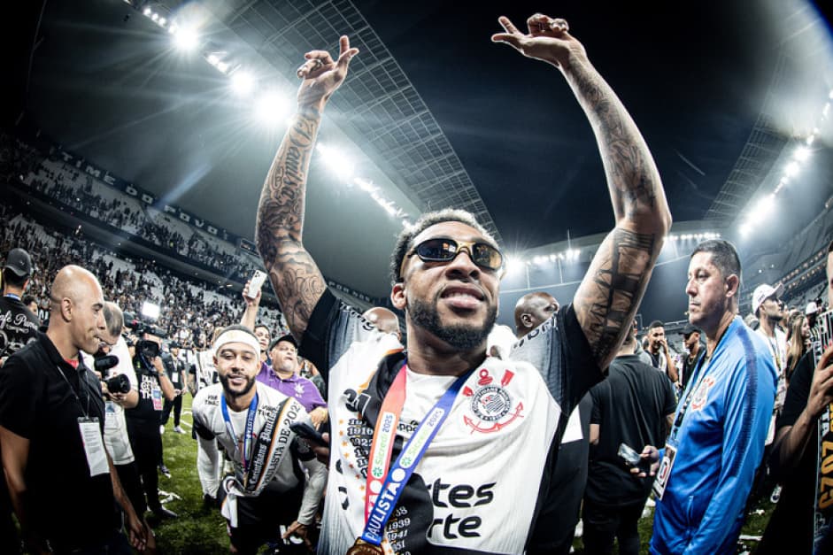 José Martínez: obrigado pelos serviços prestados.